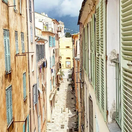 De Charme Dans La Citadelle