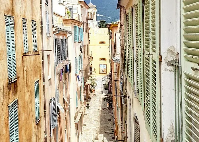 De Charme Dans La Citadelle